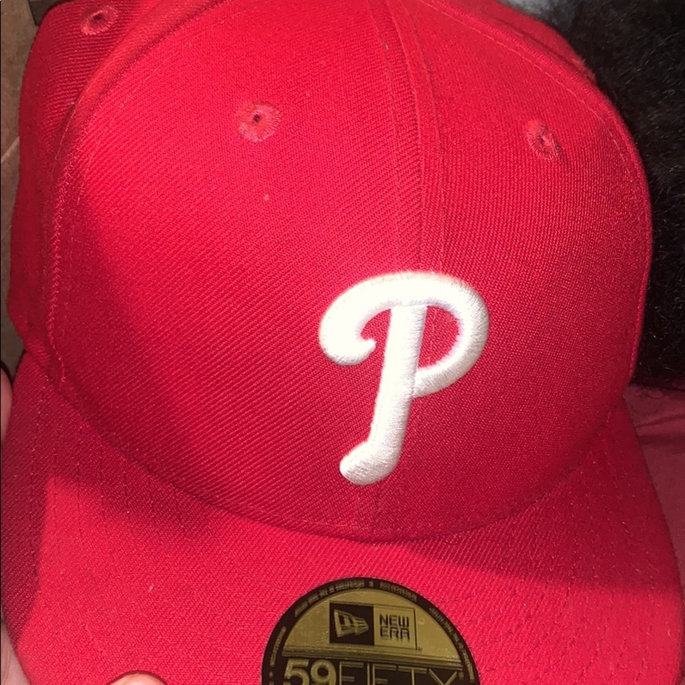 Used fitted hat